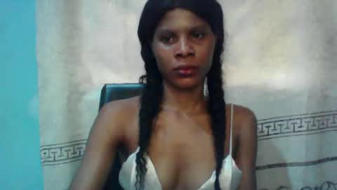 Snapshot of luckymadequeen chatting on 9, 2, 2025 Gloria online show from 9, 2, 2025