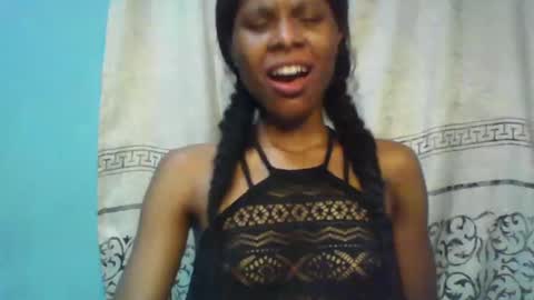 Snapshot of luckymadequeen chatting on 3, 3, 2025 Gloria online show from 3, 3, 2025