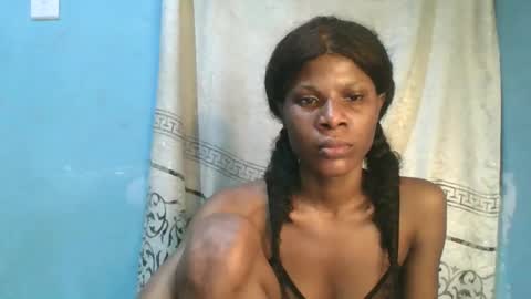 Snapshot of luckymadequeen chatting on 6, 5, 2026 Gloria online show from 6, 5, 2026