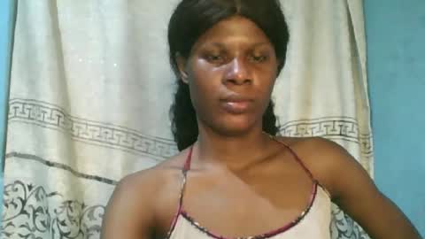 Snapshot of luckymadequeen chatting on 15, 5, 2026 Gloria online show from 15, 5, 2026