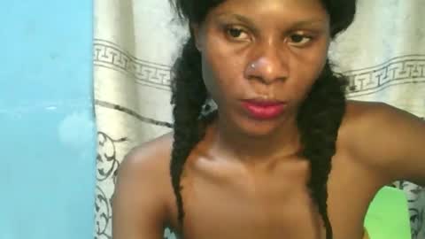 Snapshot of luckymadequeen chatting on 17, 5, 2026 Gloria online show from 17, 5, 2026