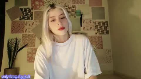 Snapshot of luckysapphire777 chatting on 22, 12, 2025 luckysapphire777 online show from 22, 12, 2025