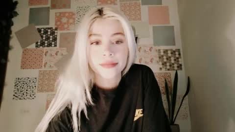Snapshot of luckysapphire777 chatting on 16, 3, 2026 luckysapphire777 online show from 16, 3, 2026
