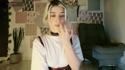 Snapshot of luckysapphire777 chatting on 30, 4, 2026 luckysapphire777 online show from 30, 4, 2026