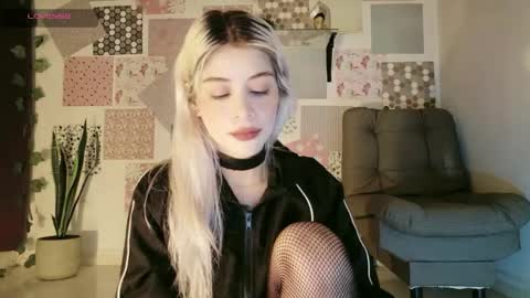Snapshot of luckysapphire777 chatting on 11, 5, 2026 luckysapphire777 online show from 11, 5, 2026