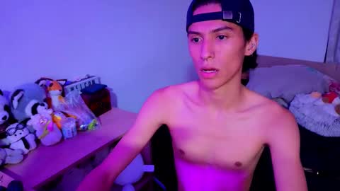 Lu Independent Model online show from 9, 9, 2025