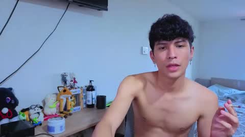 Lu Independent Model online show from 16, 12, 2025