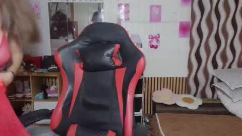 lucsin online show from 4, 4, 2026