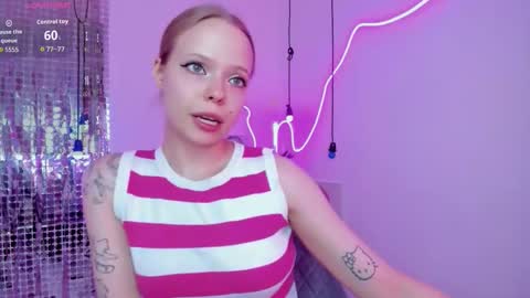 Snapshot of lucy__loy chatting on 19, 12, 2025 Lucy online show from 19, 12, 2025