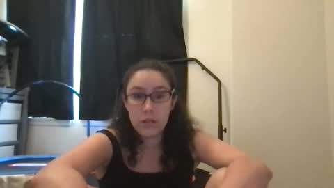 Snapshot of lucy_allison chatting on 5, 5, 2026 Lucy online show from 5, 5, 2026