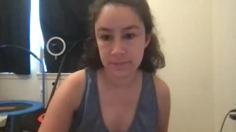 Snapshot of lucy_allison chatting on 8, 5, 2026 Lucy online show from 8, 5, 2026