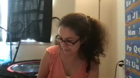 Snapshot of lucy_allison chatting on 23, 5, 2026 Lucy online show from 23, 5, 2026