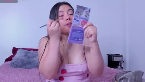 Snapshot of lucy_blush99 chatting on 21, 4, 2026 lucy blush99 online show from 21, 4, 2026