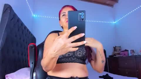 Snapshot of lucy_chanel chatting on 1, 11, 2025 lucy online show from 1, 11, 2025