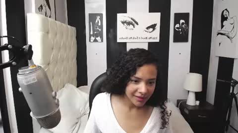 Snapshot of lucy_lorelei chatting on 16, 6, 2026 lucy_lorelei online show from 16, 6, 2026