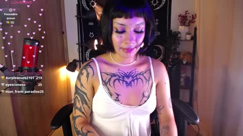 Snapshot of lucy_meoww chatting on 31, 12, 2024 lucy meoww online show from 31, 12, 2024
