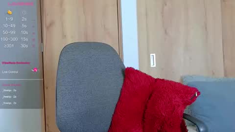 Lucy online show from 30, 3, 2026