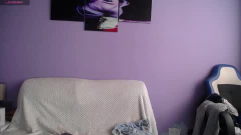 Snapshot of lucy_ny chatting on 25, 3, 2026 SleepyAbuela online show from 25, 3, 2026