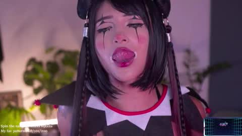 Lucy Alien  online show from 27, 10, 2025