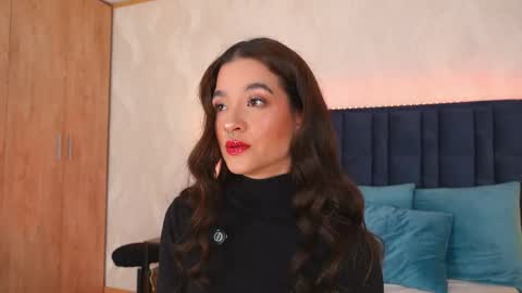 LucyDeLuca online show from 2, 4, 2026