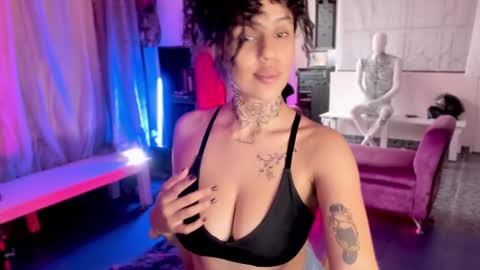 MALAMOR online show from 30, 1, 2025