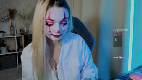 Snapshot of lucysbrain chatting on 29, 10, 2025 Lucy online show from 29, 10, 2025