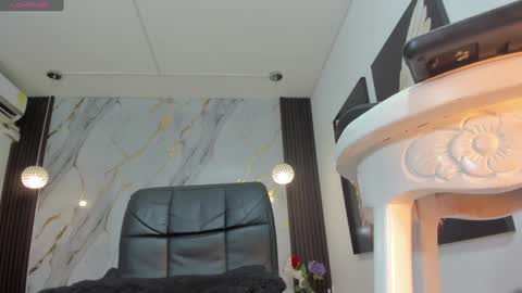 Luciana online show from 12, 1, 2025