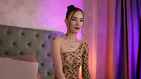 Snapshot of lucywilow chatting on 28, 4, 2026 LucyWillow online show from 28, 4, 2026