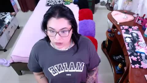 Lufek23 online show from 8, 3, 2025