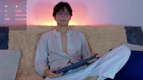 Snapshot of lui_x_dust chatting on 22, 2, 2026 Lui online show from 22, 2, 2026