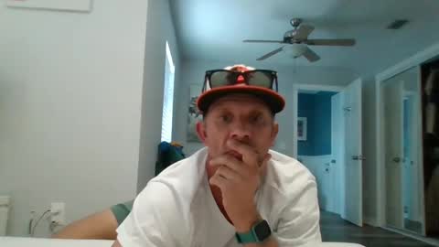 Snapshot of luiggii0904 chatting on 20, 12, 2024 luiggii0904 online show from 20, 12, 2024