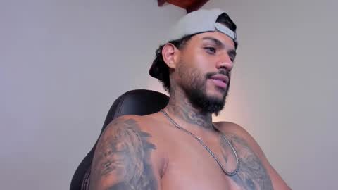 Snapshot of luigi1_ chatting on 19, 2, 2026 Luigi Vitale online show from 19, 2, 2026