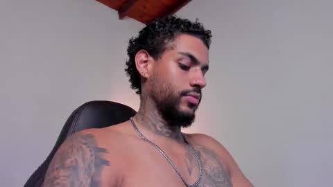 Snapshot of luigi1_ chatting on 21, 2, 2026 Luigi Vitale online show from 21, 2, 2026