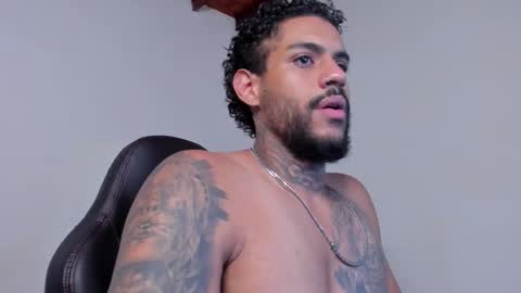 Snapshot of luigi1_ chatting on 25, 2, 2026 Luigi Vitale online show from 25, 2, 2026