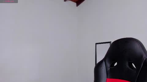 Snapshot of luigi1_ chatting on 16, 6, 2026 Luigi Vitale online show from 16, 6, 2026