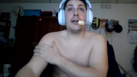 Snapshot of luis2423 chatting on 17, 2, 2026 A slave to the mistress.. un esclavo para las amas dominantes. online show from 17, 2, 2026