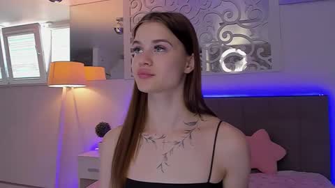 LuisaClover online show from 21, 5, 2026
