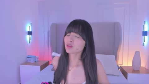 L U I S A online show from 3, 11, 2025