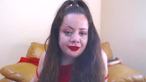 Snapshot of luisahornydoll chatting on 4, 5, 2026 Cassie online show from 4, 5, 2026