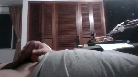 luisfer86 online show from 16, 2, 2026