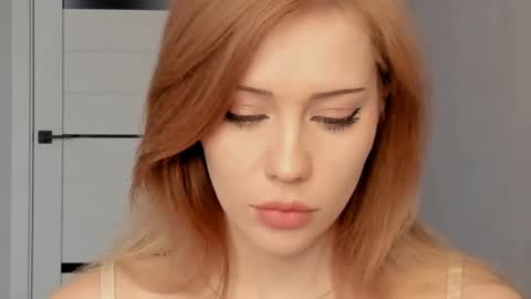 Snapshot of luiza012 chatting on 14, 1, 2026 Lizzy online show from 14, 1, 2026