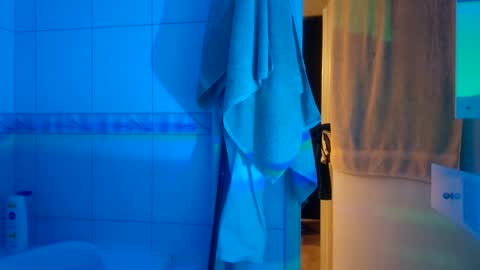 Snapshot of luk_me chatting on 12, 2, 2026 luk_me online show from 12, 2, 2026