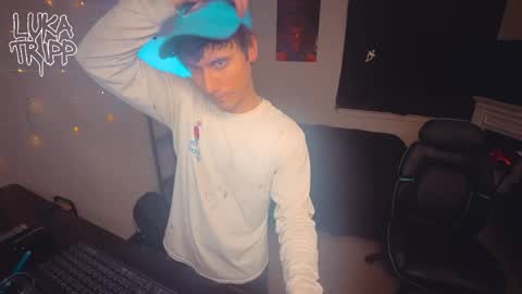 Snapshot of lukatripp chatting on 2, 5, 2026 lukatripp online show from 2, 5, 2026