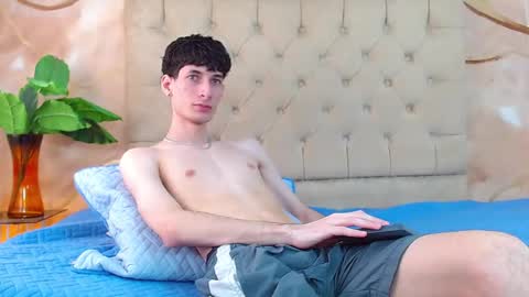 Snapshot of luke_carter chatting on 16, 5, 2026 luke_carter online show from 16, 5, 2026