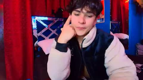 Snapshot of luke_howland chatting on 25, 6, 2026 Luke online show from 25, 6, 2026