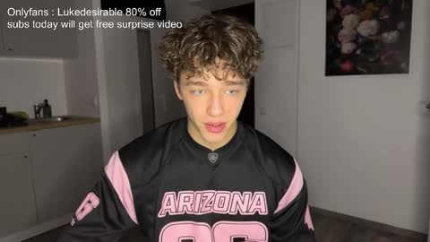 Snapshot of lukedesirable chatting on 18, 2, 2026 lukedesirable online show from 18, 2, 2026