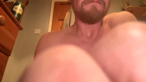 lukeeeeey96 online show from 4, 12, 2024