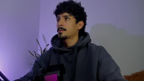 Luke Taylor online show from 1, 4, 2026