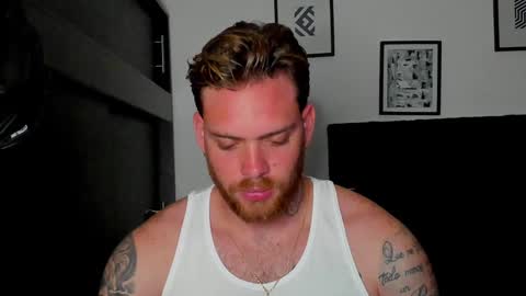 Snapshot of lukeglanton17 chatting on 30, 12, 2024 Luke online show from 30, 12, 2024