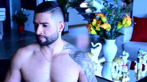 Lukhas f4f online show from 15, 3, 2026